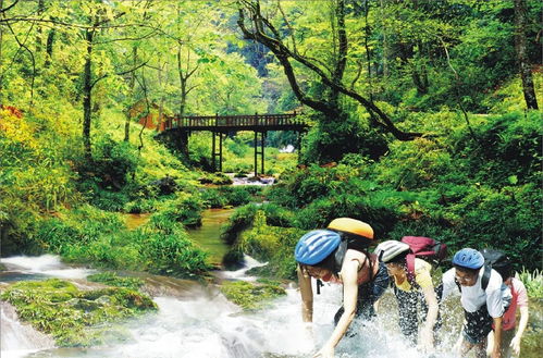 國內游 十月,桂林漓江山水 千姿百態(tài)的潑墨水彩畫